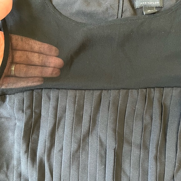 Ann Taylor- Black, Pleated, Round Neck, Peplum Tank Top, Size 8 - Picture 3 of 7
